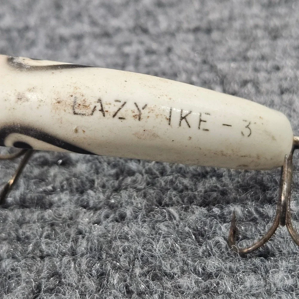Lazy Ike Fishing Lure Unisex‎ Size 3 Red White Vintage Hard Bait Crankbait